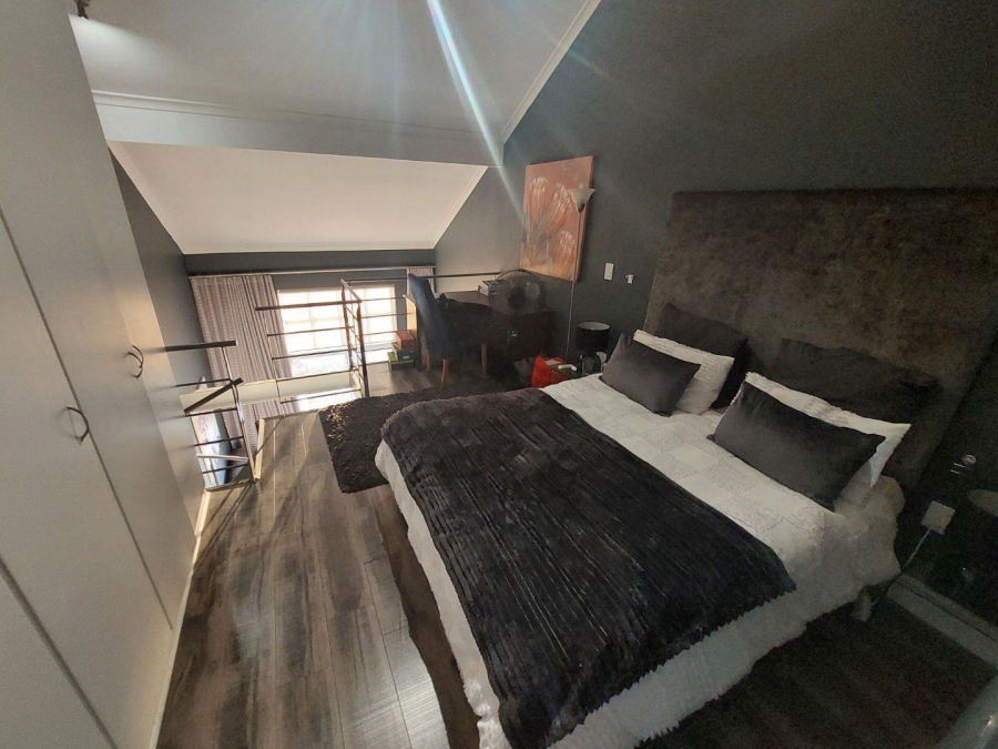 To Let 1 Bedroom Property for Rent in Royal Ascot Western Cape